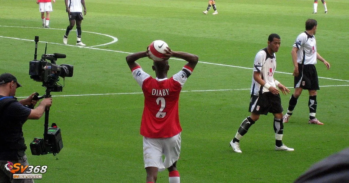 Kèo Ném Biên SV368 - Giới Thiệu Hình Thức Cá Cược Độc Đáo 4 Kèo Ném Biên SV368 - Kèo đội ném biên đầu tiên – Khi nào nên đặt cược?